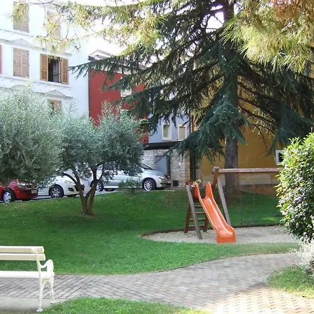 In Novigrad/istrien 9404 *